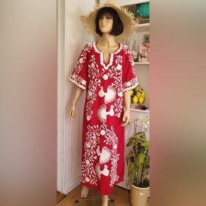 France's Valentine Red & White Embroidered Peacock Caftan Maxi Dress Womens Sz 2
